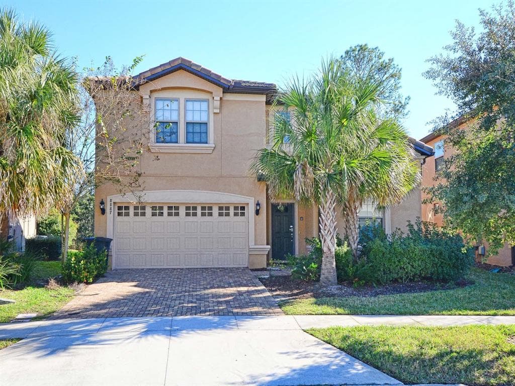 8887 QIN LOOP KISSIMMEE, FL 34747