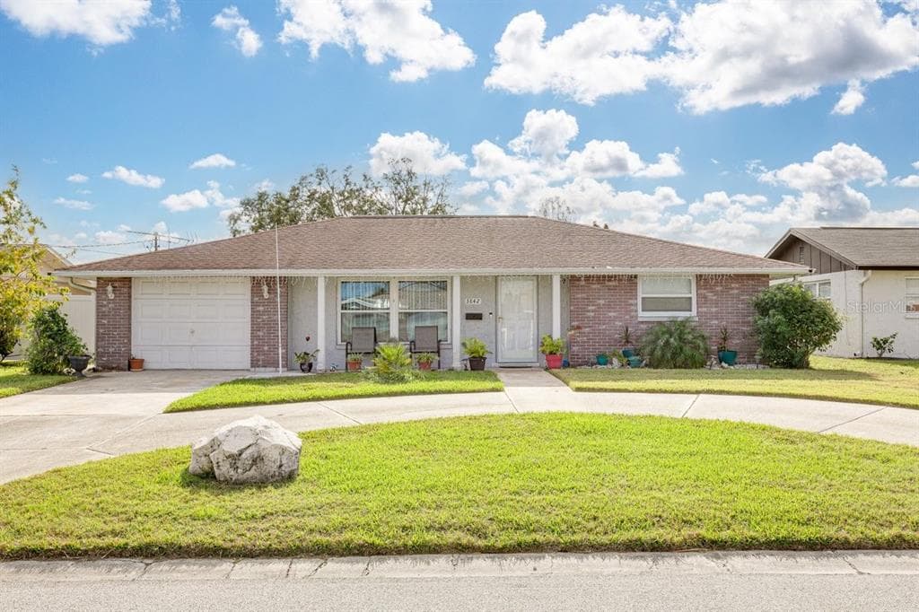 3842 HEADSAIL DRIVE NEW PORT RICHEY, FL 34652