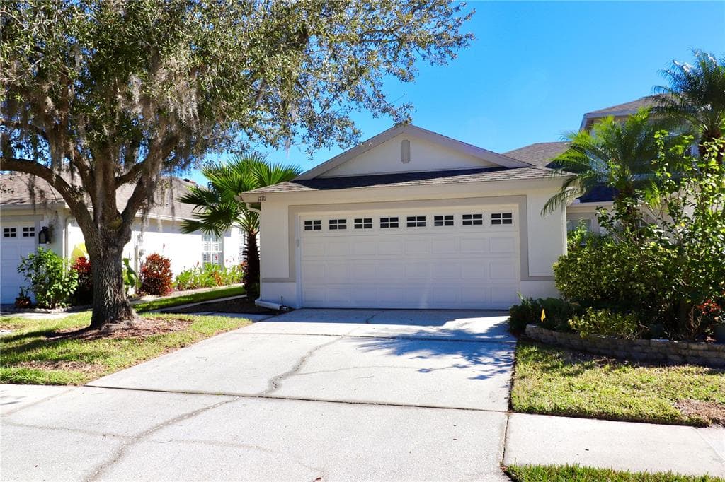 1710 SASSAFRAS DRIVE WESLEY CHAPEL, FL 33543