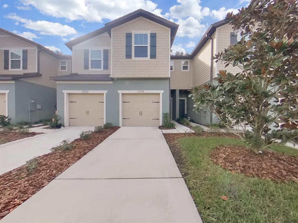 5354 SYLVESTER LOOP TAMPA, FL 33610