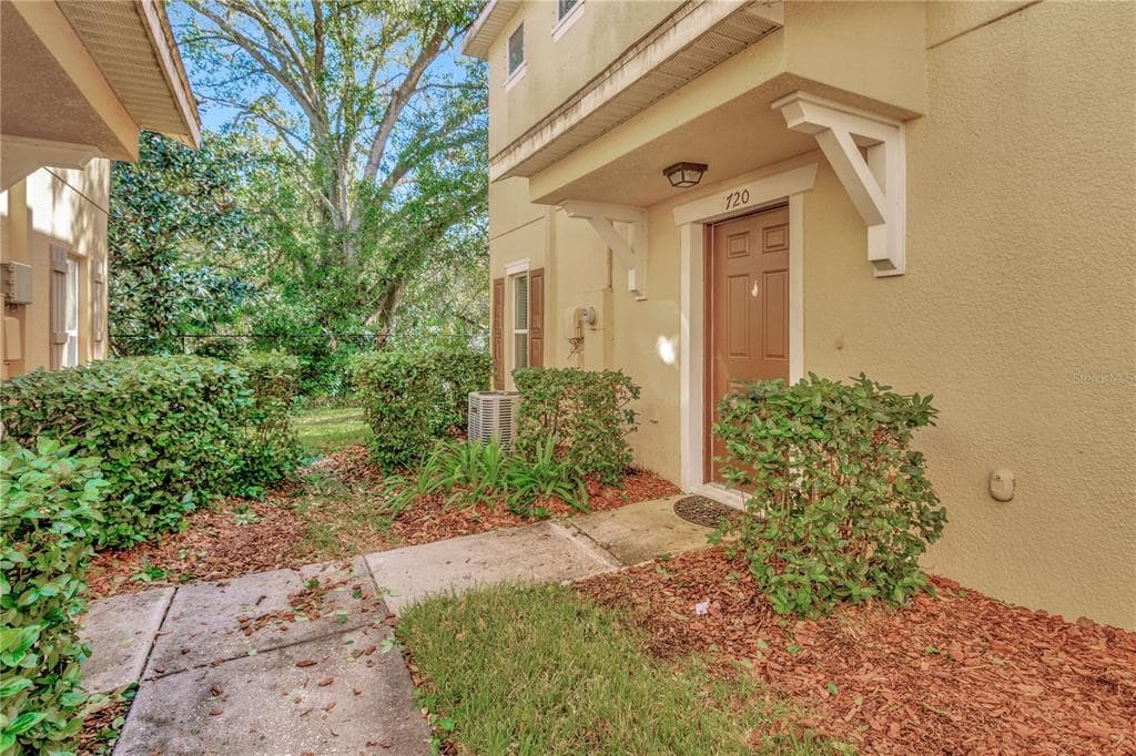 4720 CHATTERTON WAY RIVERVIEW, FL 33578