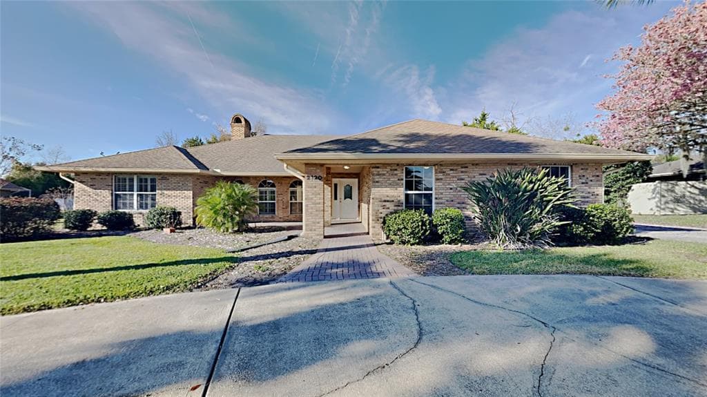 2120 WATERSEDGE DRIVE DELTONA, FL 32738