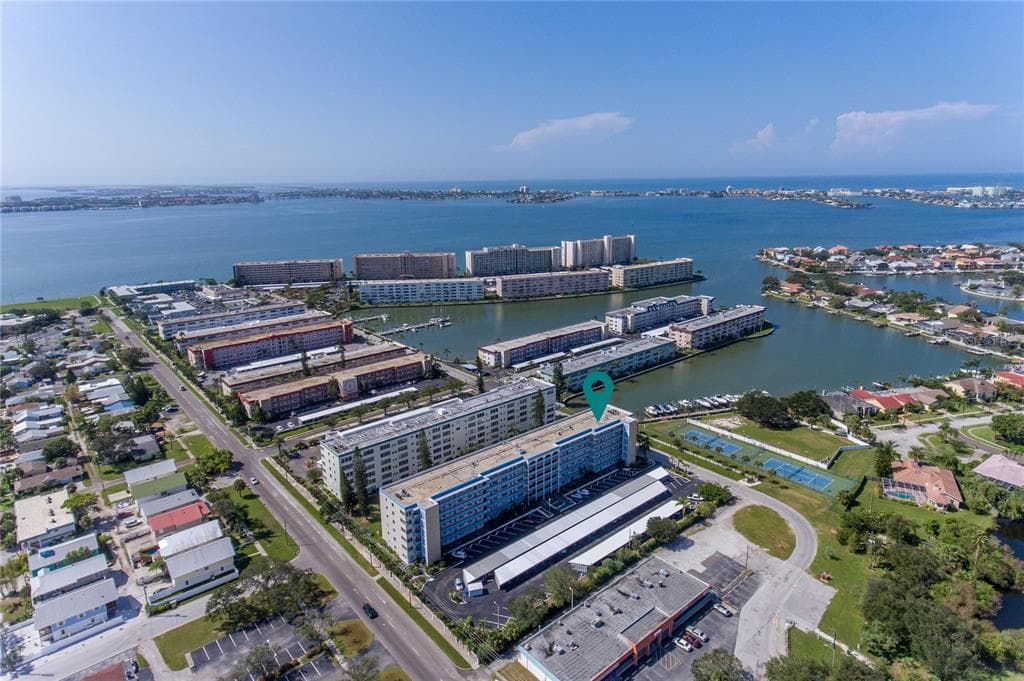 2850 59TH STREET S UNIT 604 GULFPORT, FL 33707
