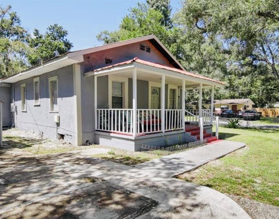 9512 N 11TH STREET TAMPA, FL 33612
