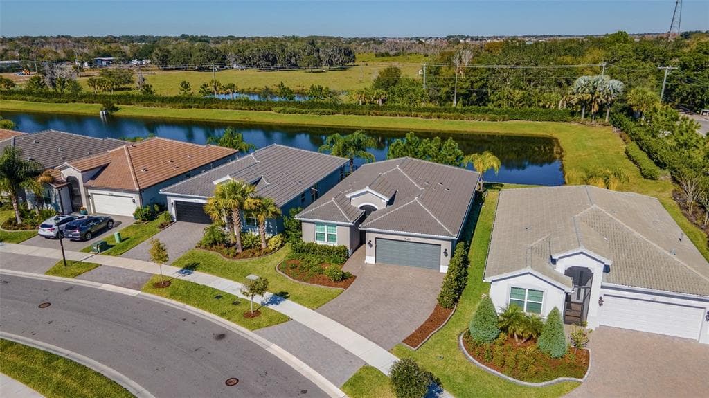 15419 SANTA POLA DRIVE WIMAUMA, FL 33598