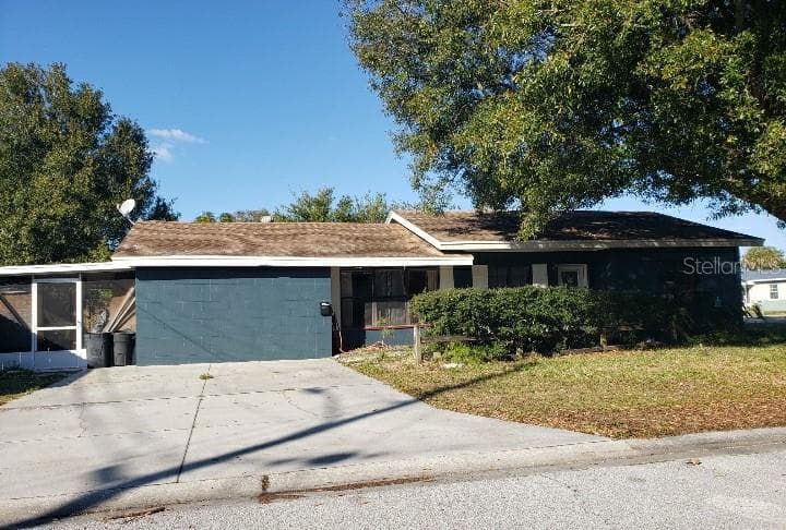 5975 69TH AVENUE N PINELLAS PARK, FL 33781
