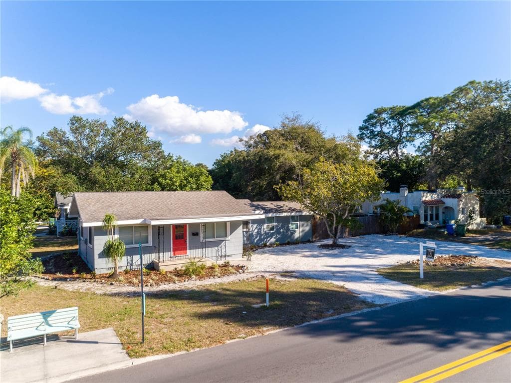 1201 26TH STREET W BRADENTON, FL 34205