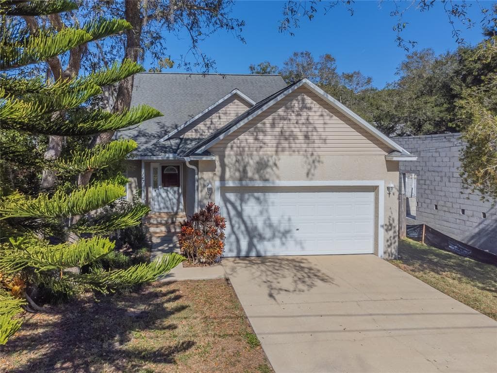 147 HIGHLAND ROAD TARPON SPRINGS, FL 34689