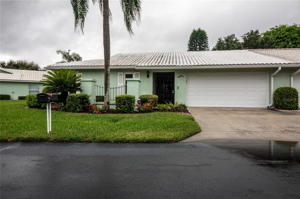 810 67TH STREET W BRADENTON, FL 34209