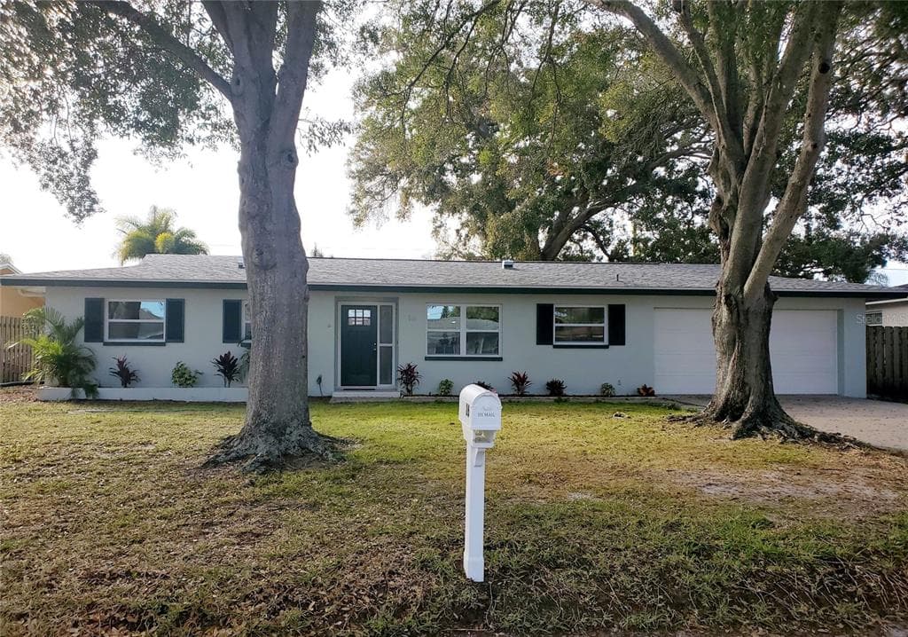 16 S NEPTUNE AVENUE CLEARWATER, FL 33765