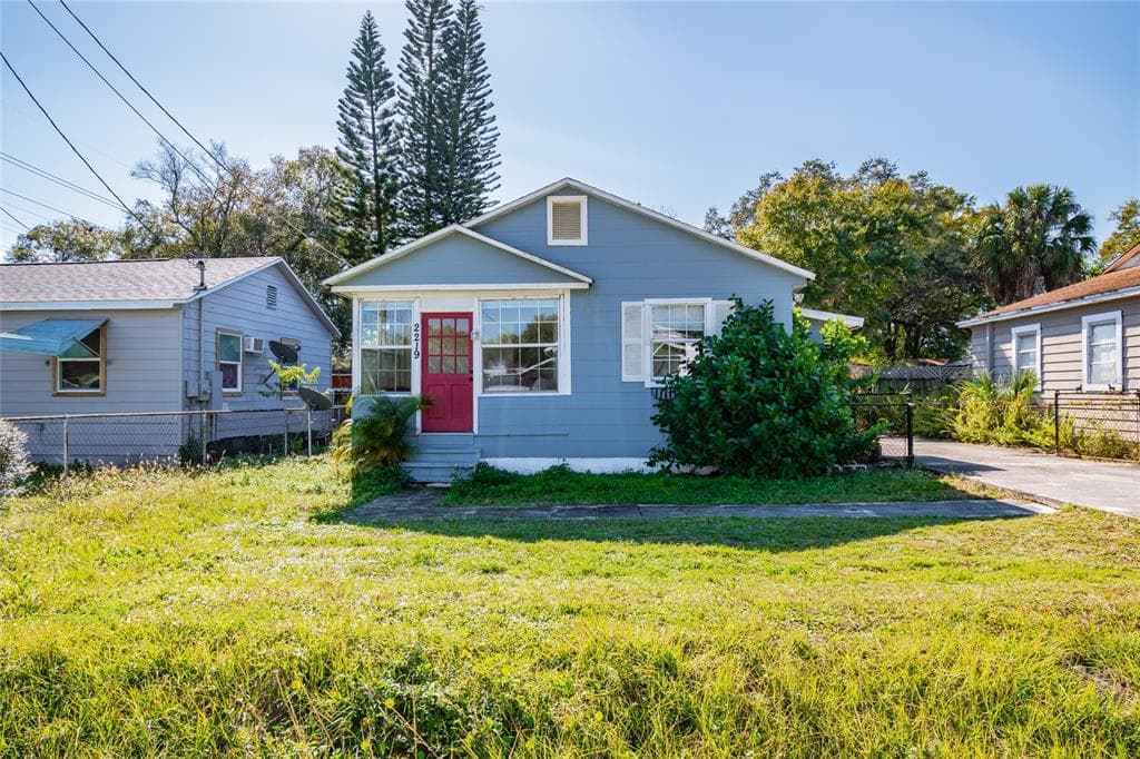 2219 THRACE STREET TAMPA, FL 33605
