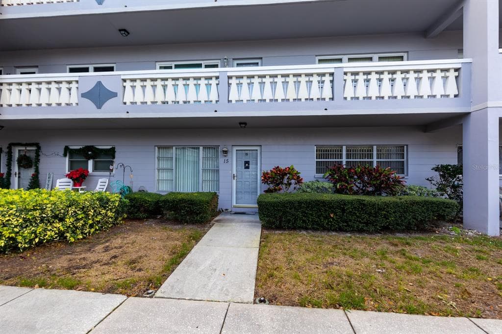 2295 AMERICUS BOULEVARD E UNIT 15 CLEARWATER, FL 33763