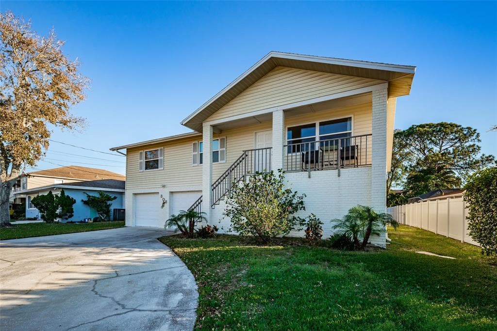 308 CROSSWINDS DRIVE PALM HARBOR, FL 34683