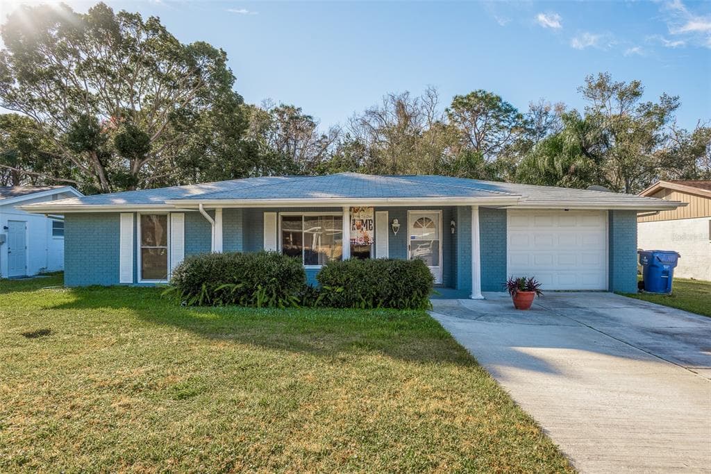 7910 YUCCA DRIVE NEW PORT RICHEY, FL 34653