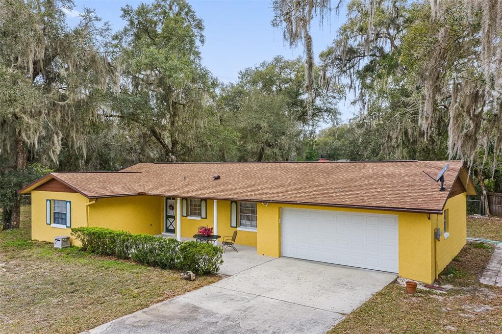 10909 E TRAILS END ROAD FLORAL CITY, FL 34436