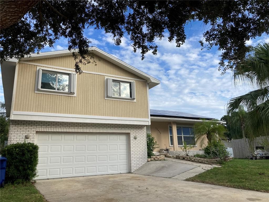 12432 81ST COURT SEMINOLE, FL 33772