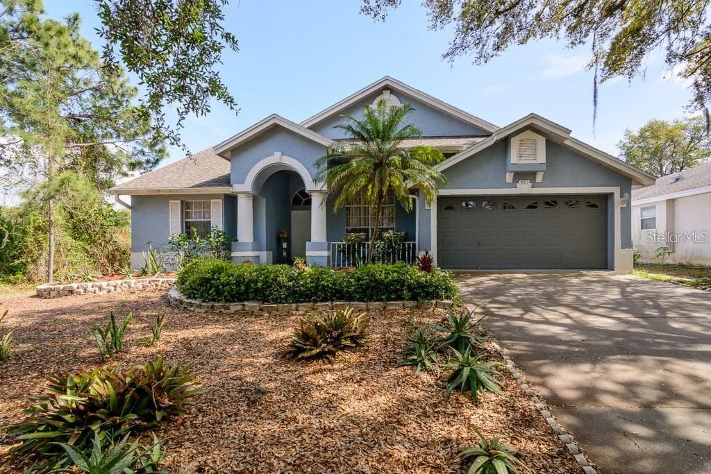 901 WESTWINDS BOULEVARD TARPON SPRINGS, FL 34689