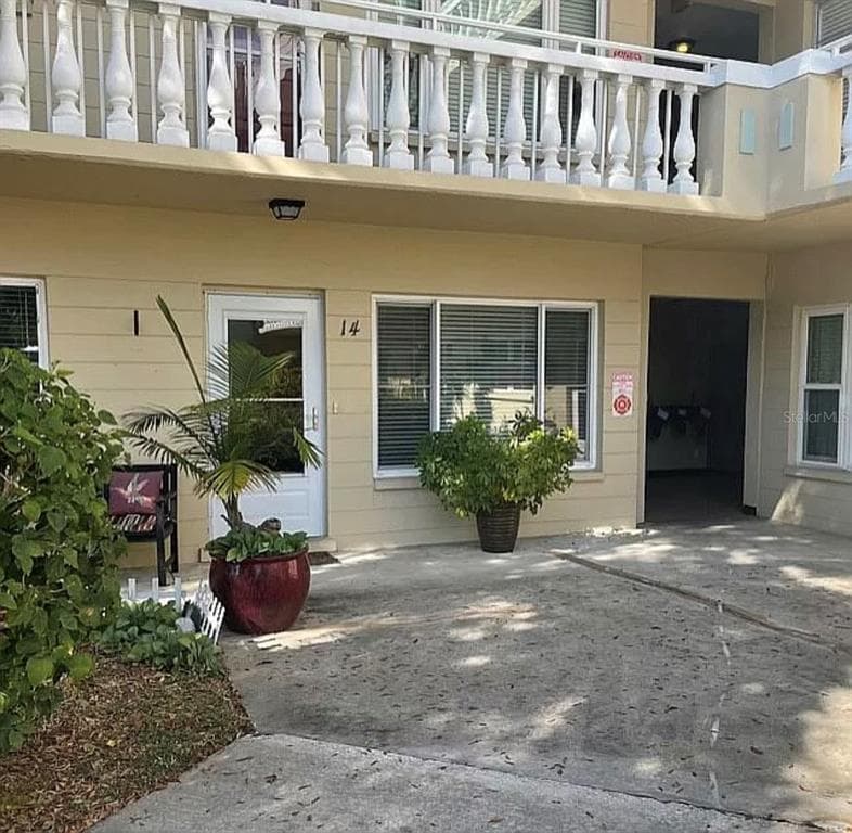 2330 ECUADORIAN WAY UNIT 14 CLEARWATER, FL 33763