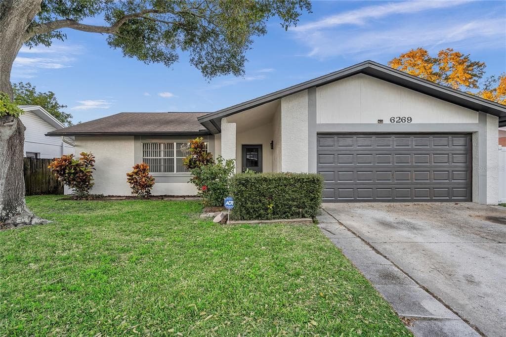 6269 105TH TERRACE N PINELLAS PARK, FL 33782