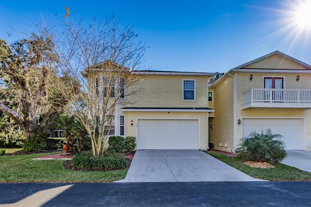 205 ELM VIEW COURT BRANDON, FL 33511