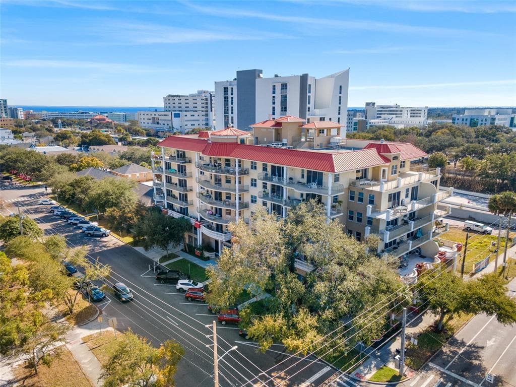 750 4TH AVENUE S UNIT 403C ST PETERSBURG, FL 33701