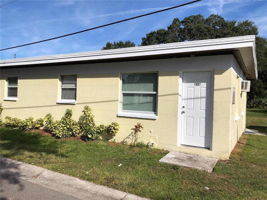 1014 VINE AVENUE CLEARWATER, FL 33755