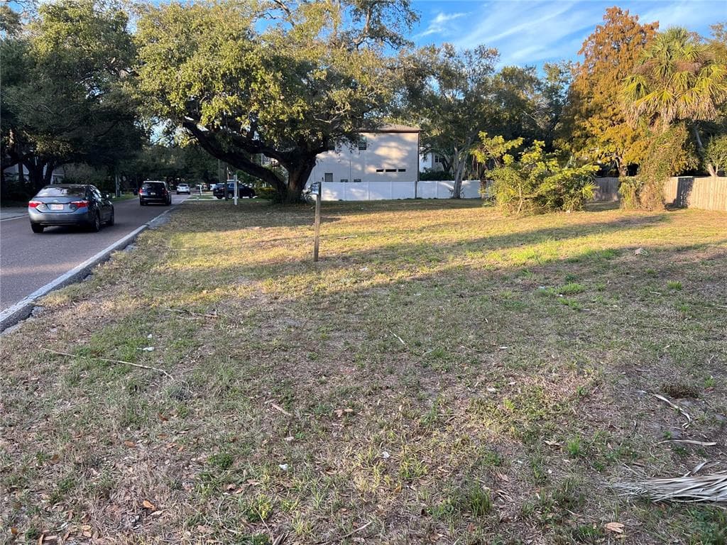 5410 BAYSHORE BOULEVARD TAMPA, FL 33611
