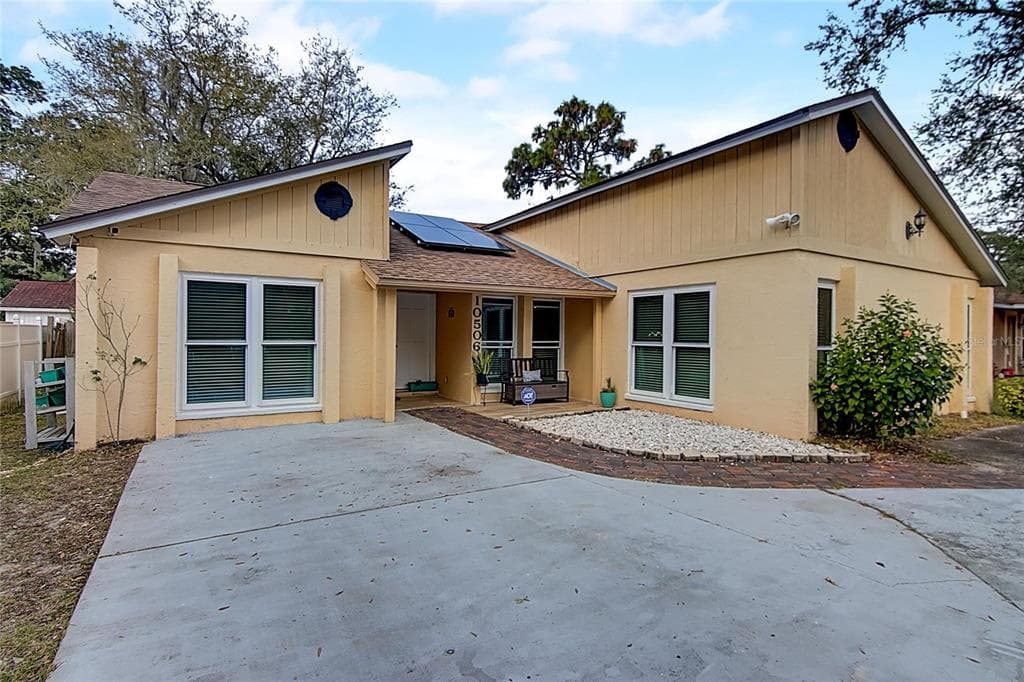 10506 N 52ND STREET TEMPLE TERRACE, FL 33617