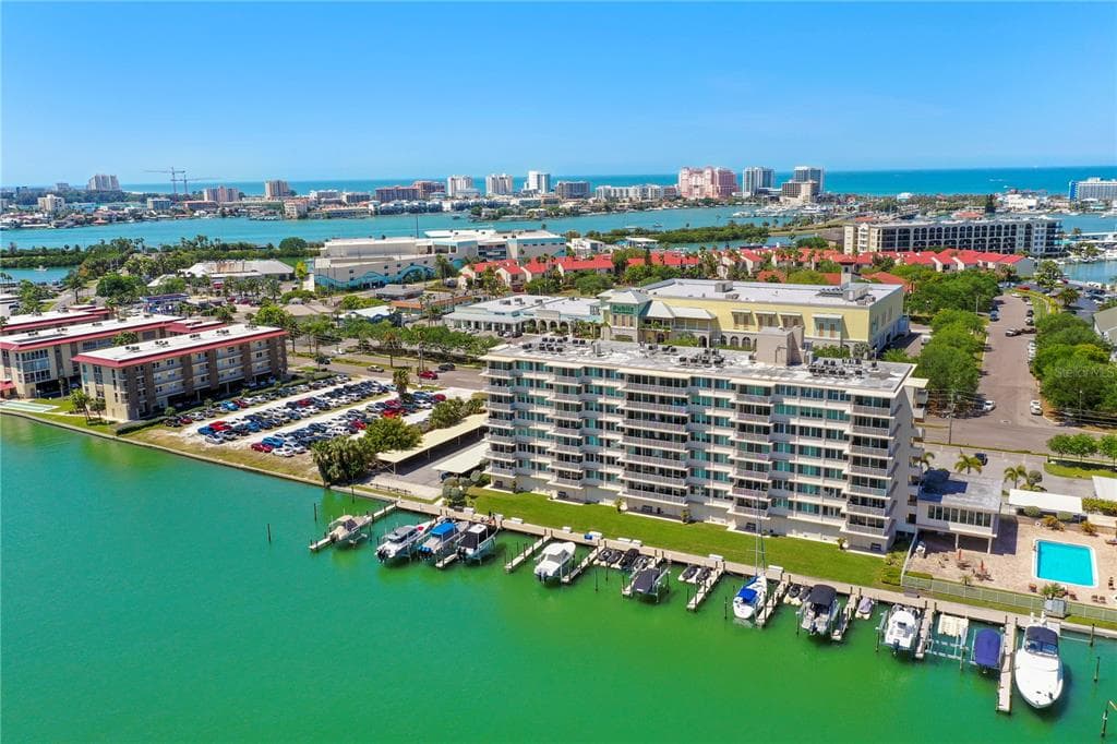 223 ISLAND WAY UNIT 8E CLEARWATER, FL 33767