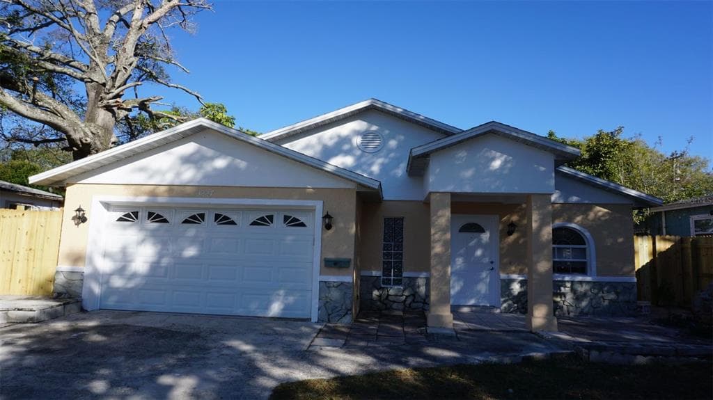 3227 36TH AVENUE N ST PETERSBURG, FL 33713