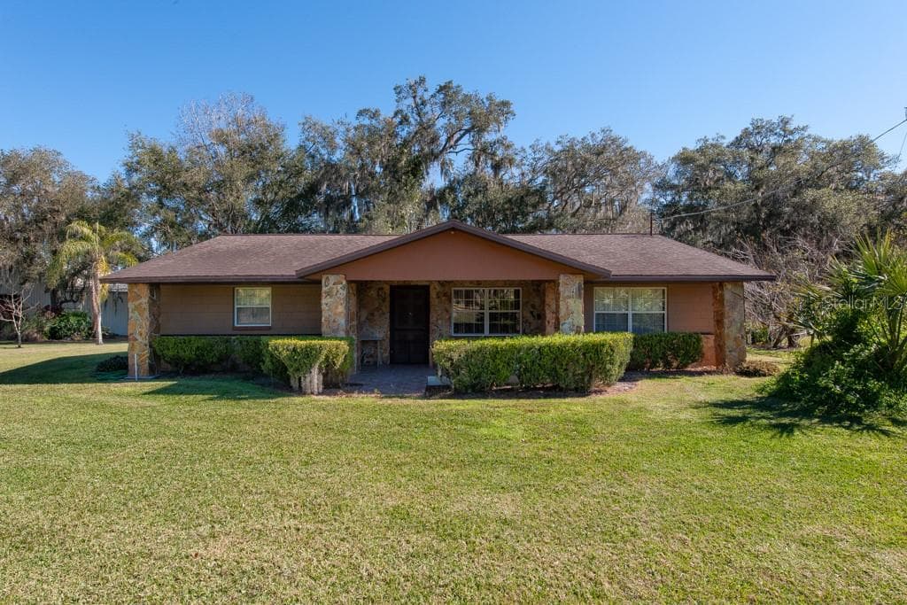 8432 EDISON ROAD LITHIA, FL 33547