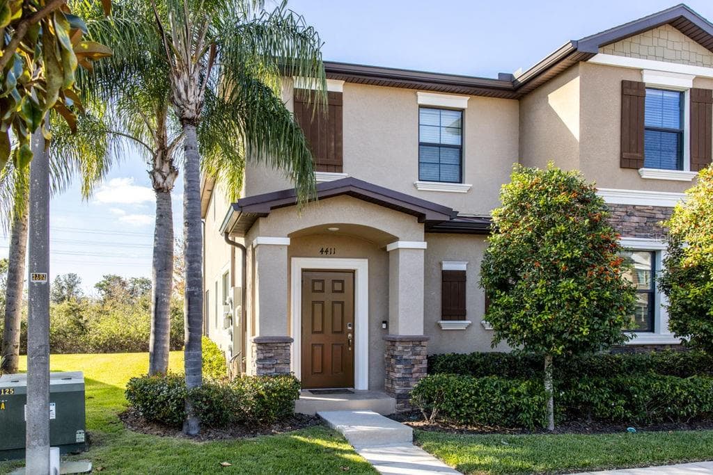 4411 FENNWOOD COURT