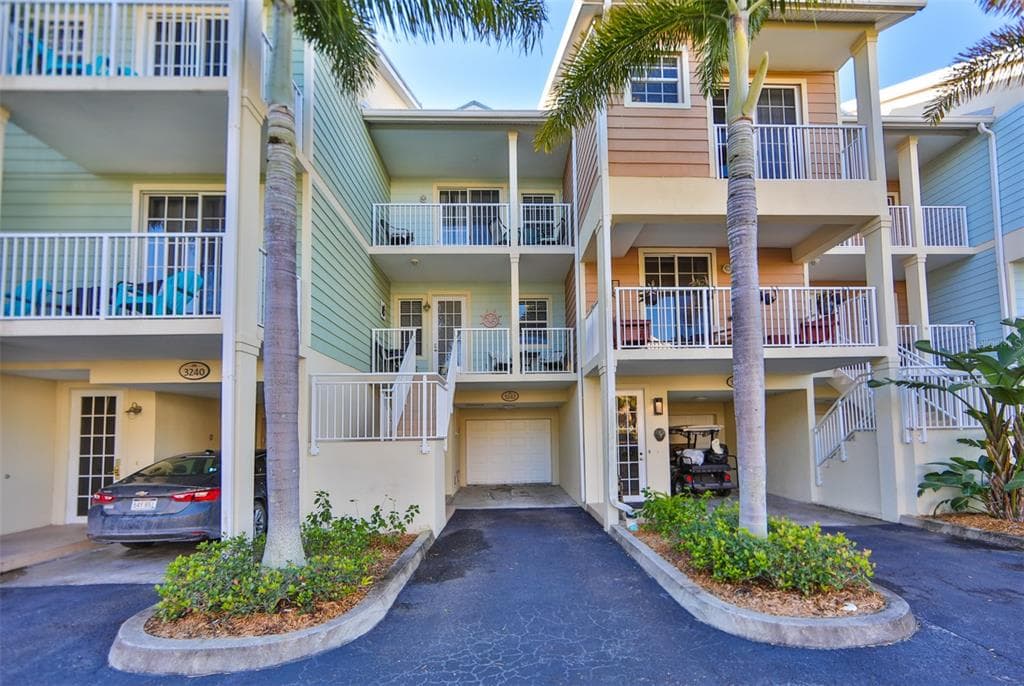 3242 MANGROVE POINT DRIVE RUSKIN, FL 33570