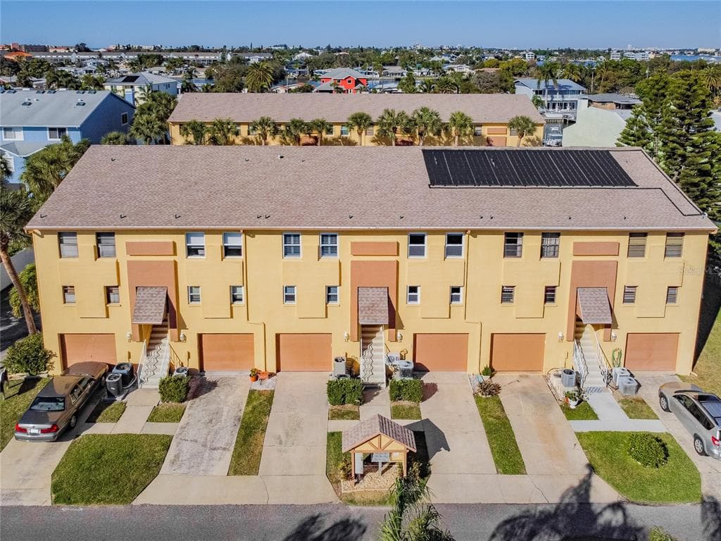 314 WINDRUSH BOULEVARD UNIT 12 INDIAN ROCKS BEACH, FL 33785