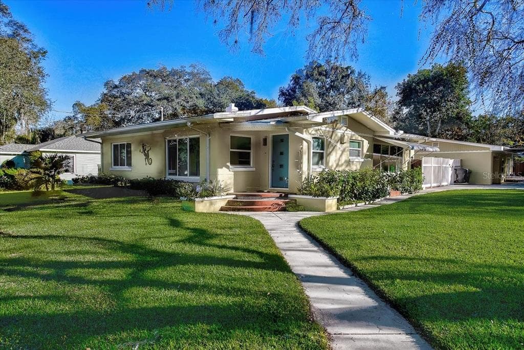 1701 E HENRY AVENUE TAMPA, FL 33610