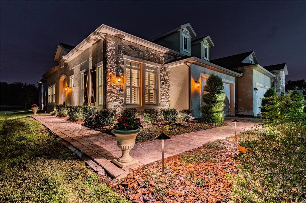 4489 BARLETTA COURT WESLEY CHAPEL, FL 33543
