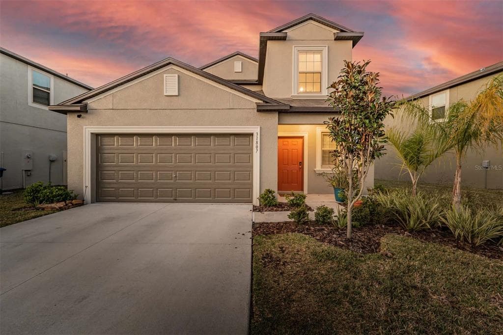 31807 BARREL WAVE WAY WESLEY CHAPEL, FL 33545