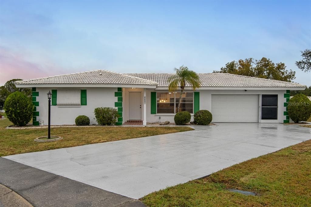 4007 AZALEA COURT BRADENTON, FL 34208