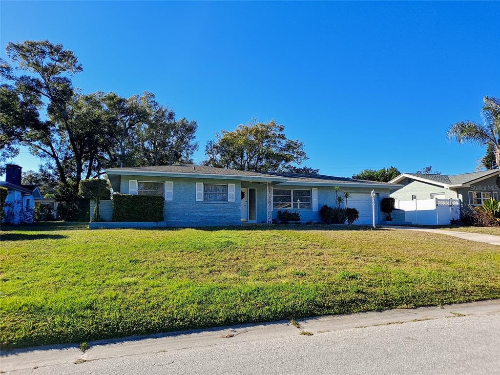1670 S LADY MARY DRIVE CLEARWATER, FL 33756