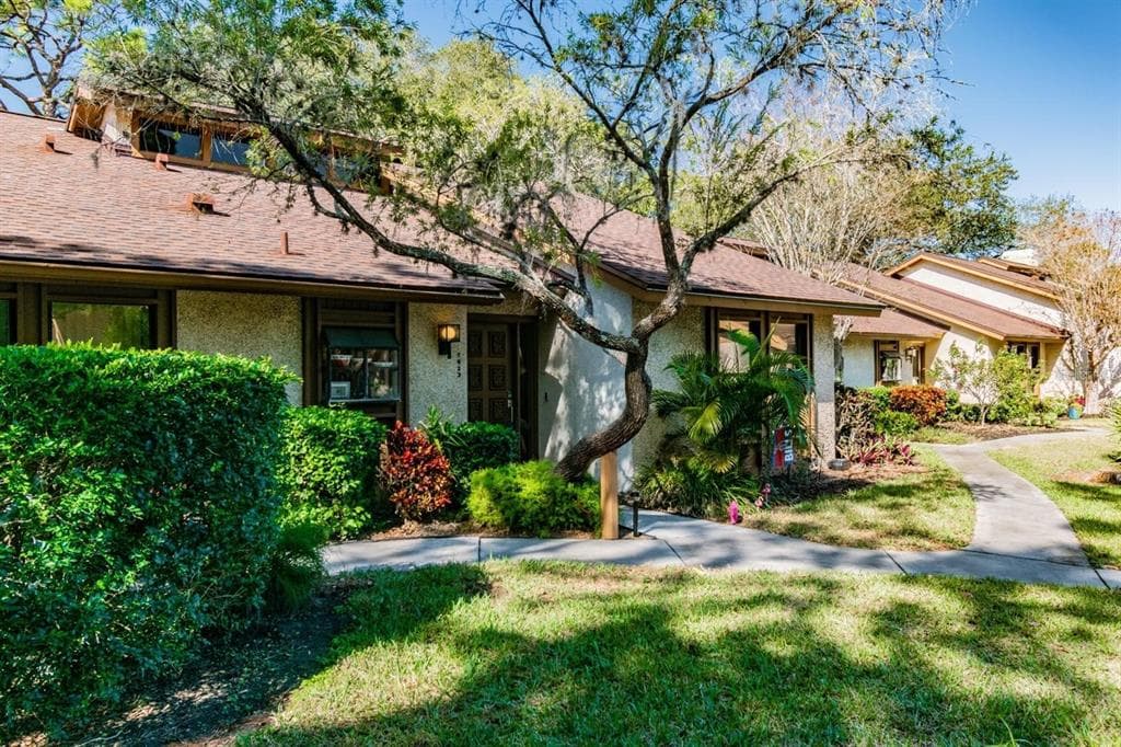 7623 4TH AVENUE W BRADENTON, FL 34209
