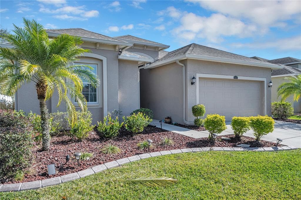 4143 PACENTE LOOP WESLEY CHAPEL, FL 33543