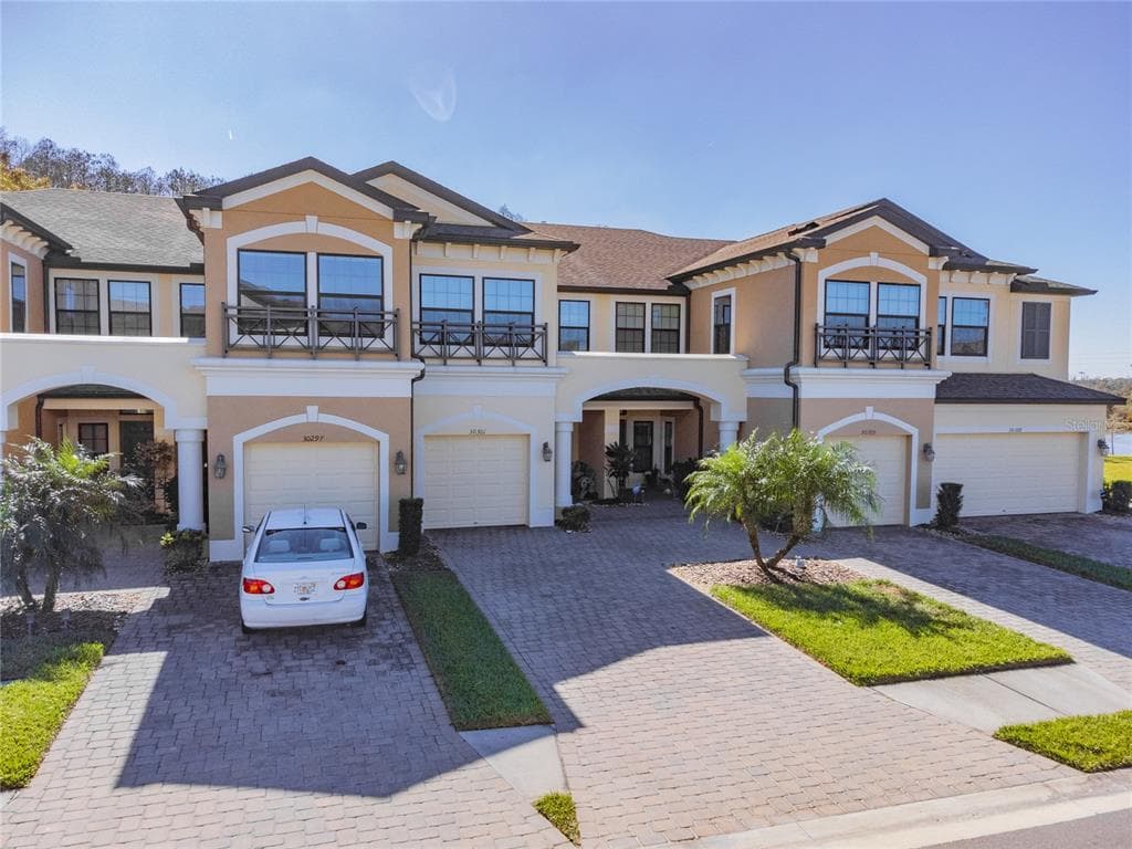 30301 SOUTHWELL LANE WESLEY CHAPEL, FL 33543