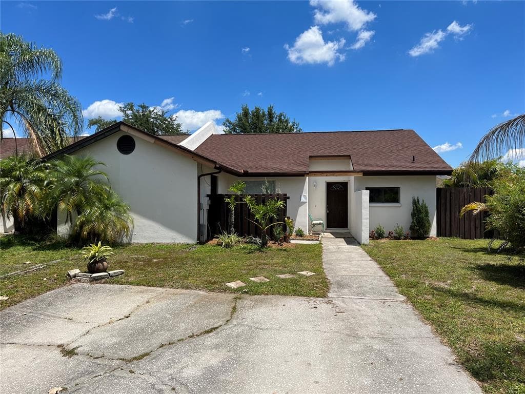 5309 BELLEFIELD DRIVE TAMPA, FL 33624