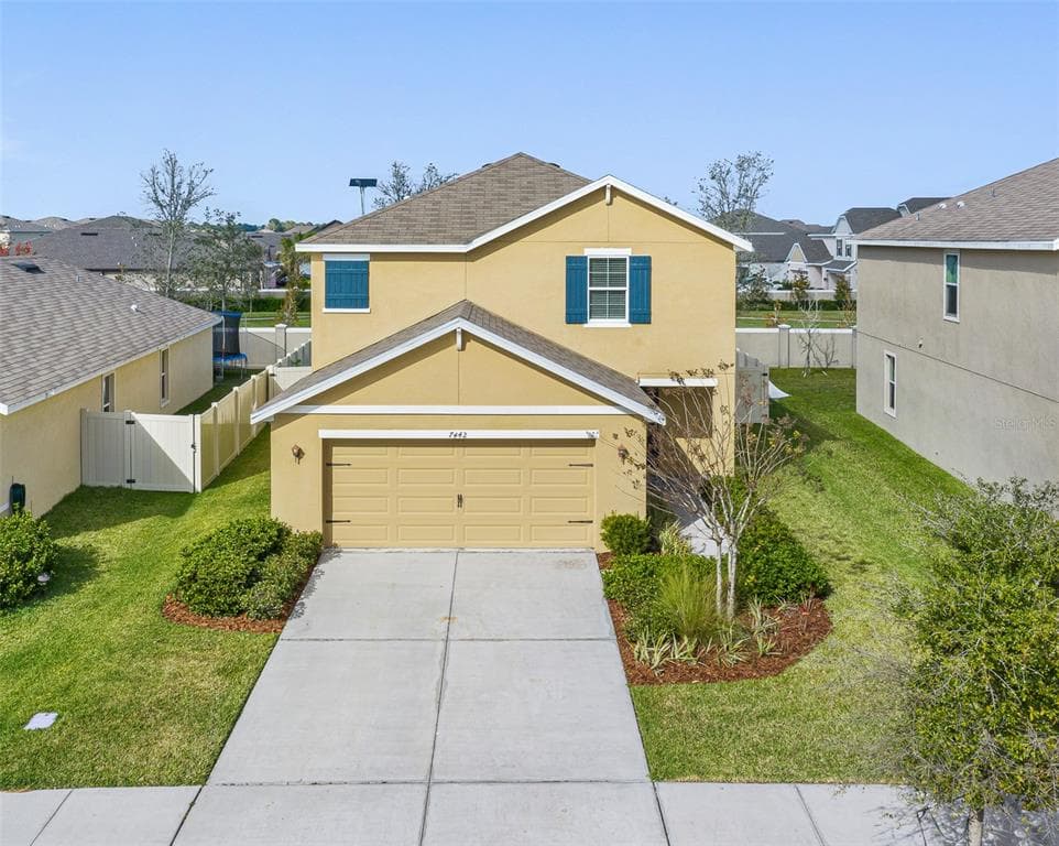 7442 TUSCAN BAY CIRCLE WESLEY CHAPEL, FL 33545