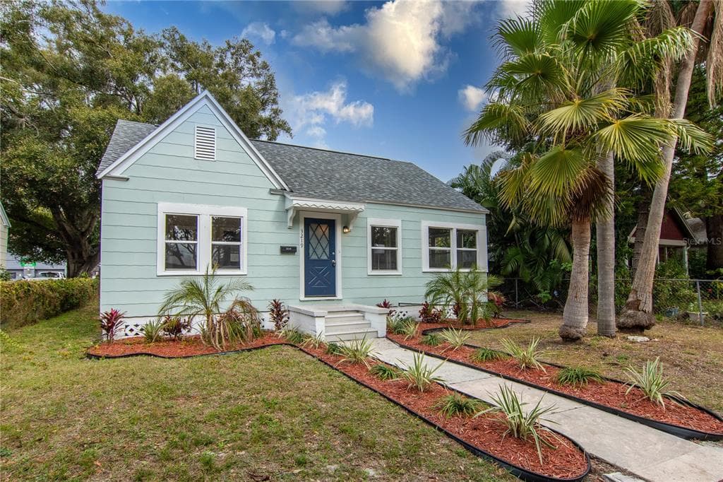3219 6TH AVENUE N ST PETERSBURG, FL 33713