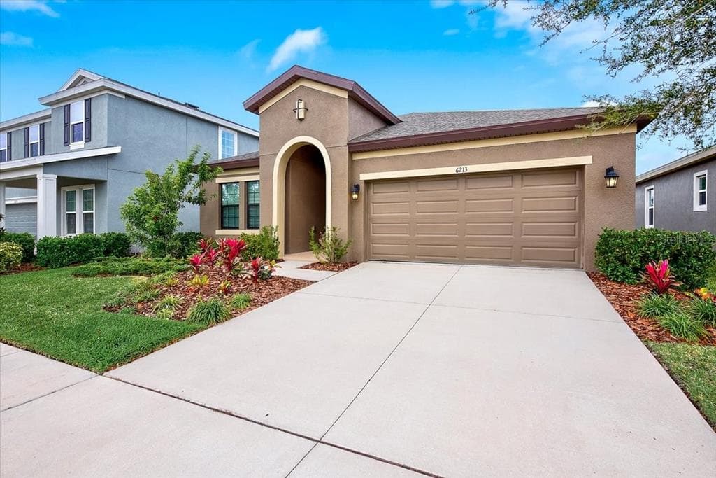 6213 COLMAR PLACE APOLLO BEACH, FL 33572