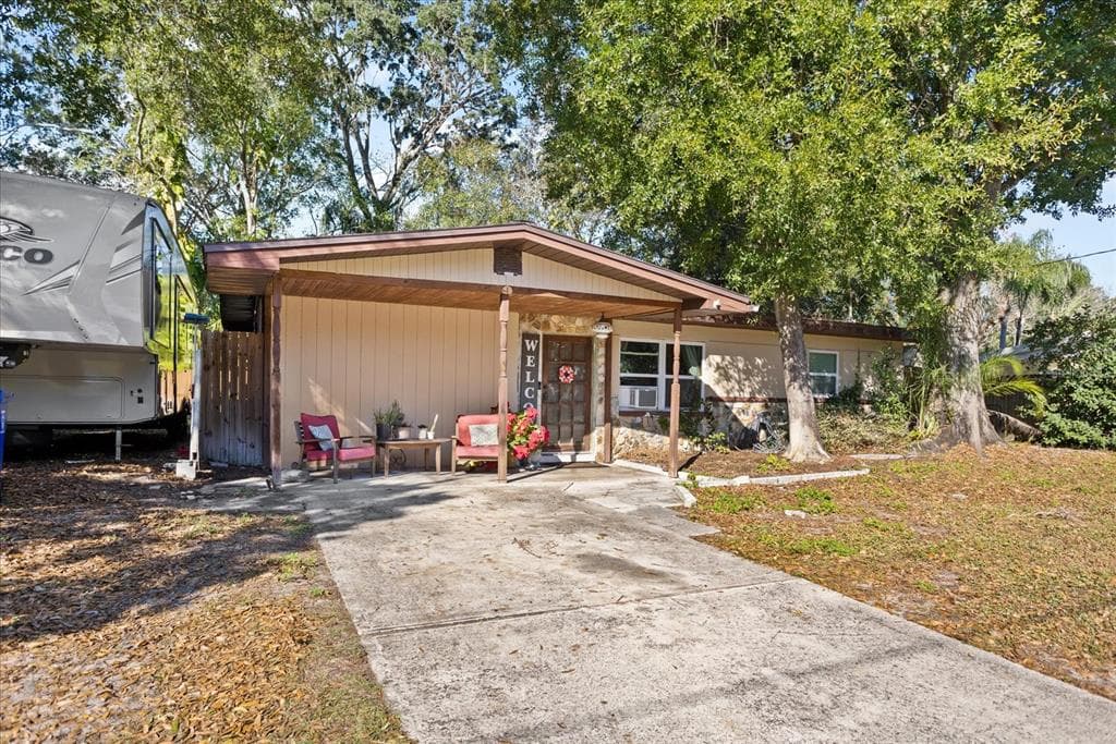 412 COUNTRY CLUB DRIVE OLDSMAR, FL 34677