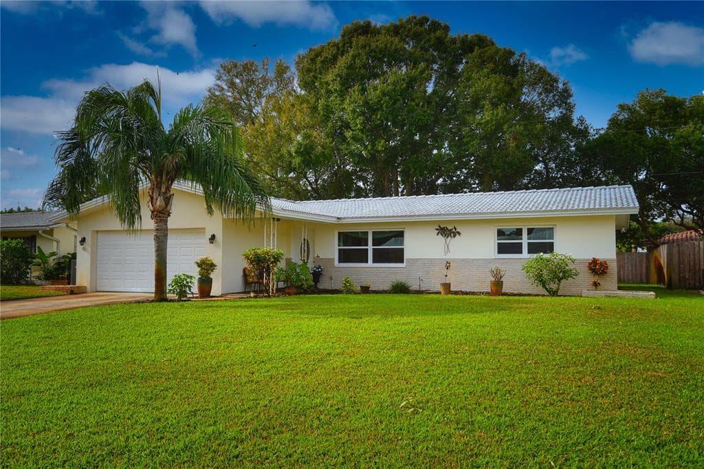 2348 TUDOR LANE