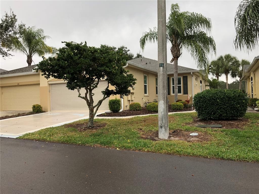 1243 FAIRWAY GREENS DRIVE UNIT 1243 SUN CITY CENTER, FL 33573