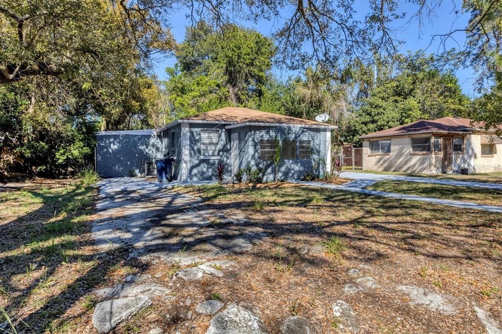 3614 LINDELL AVENUE TAMPA, FL 33610